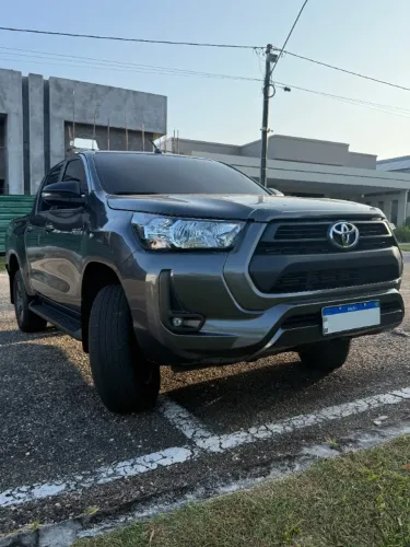 Toyota Hilux CD SR 4X4 2.8 TDI Diesel Aut. 2024