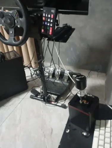 Volante g920 câmbio 8 macha importado 