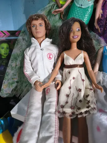 Bonecos High School Musical originais Troy e Gabriella