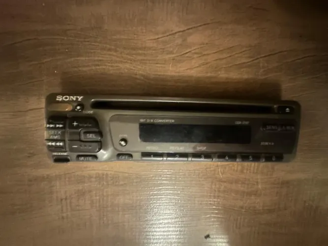 Painéis frontal aparelhos de som Sony e JVC
