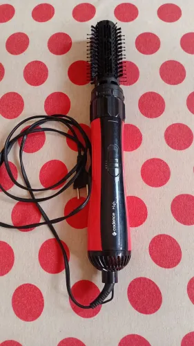 Vende-se escova rotativa cadence high style