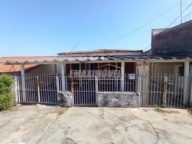 Casa com 4 Quartos sendo 1 suíte e Edícula no Jd. Simus