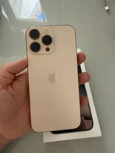 Vendo iPhone 16 Pro Max divido até 12 x