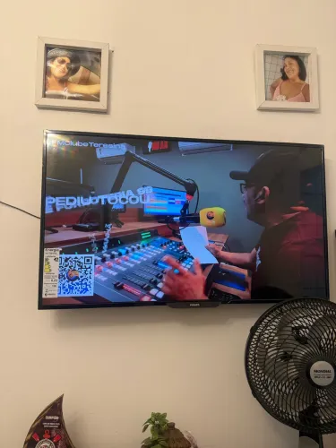 TV 42 polegadas (não é Smart)