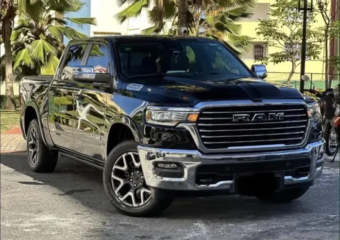 Ram 1500 Laramie 3.0 CD Bi-TB 4X4 Aut. 2025