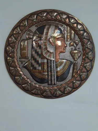 Relíquia Quadro Egípcio de Metal Cleópatra