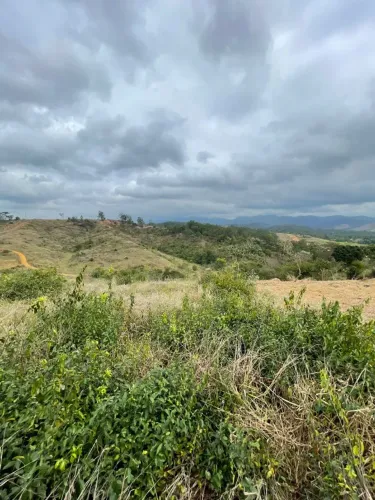TERRENO EM CAVA GRANDE - APROXIMADAMENTE 1.140m2