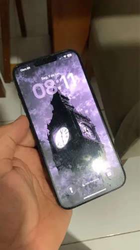 iPhone 13 Pro Max traseira trincada