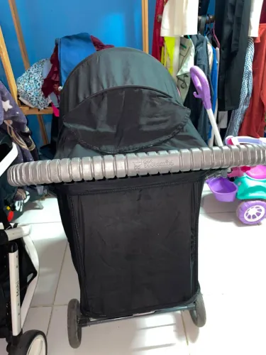 Carrinho de bebê