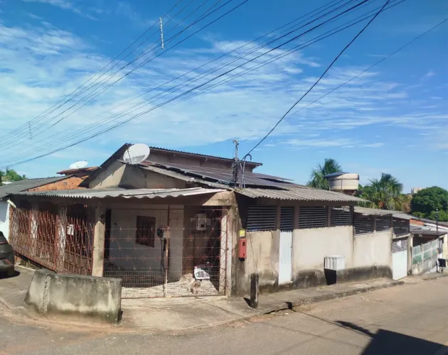 Vende-se casa no conjunto esperança 2