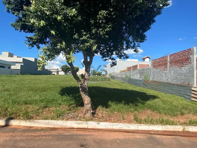 Terreno à venda no Condomínio Mirante do Rio Paraná