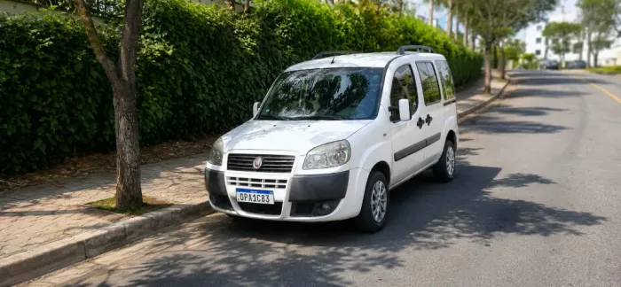 Fiat Doblo Essence 1.8 Flex 16V 5P 2013