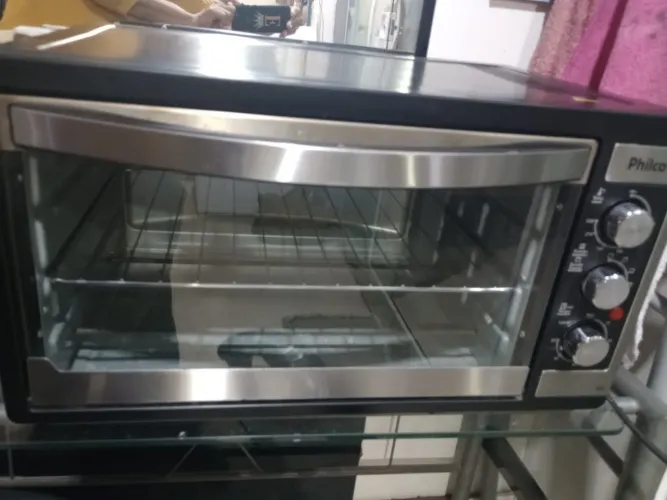 vendo esse forno elétrico Philco 46 LTS funcionando perfeitamente pegou usou