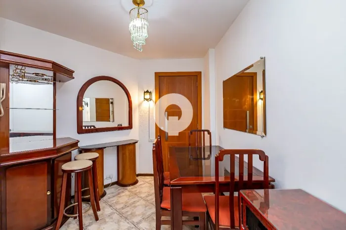 APARTAMENTO PORTEIRA FECHADA À VENDA NO CORAÇÃO DO BIGORRILHO COM 2 QUARTOS E 41 M²