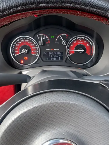 Fiat Palio Sporting 1.6 Flex 16V 5P 2016