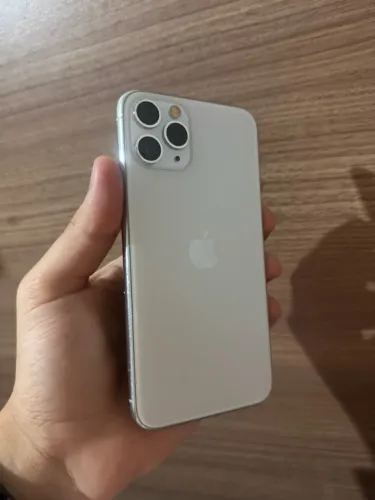 11 PRO 64GB funciona tudo! Bateria nova 100%