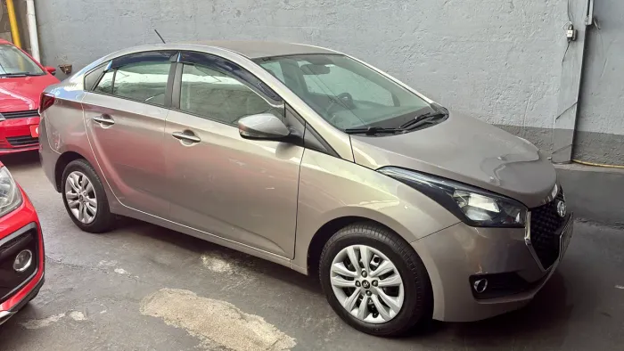 Hyundai HB20S C.plus/c.style1.0 Flex 12V Mec. 4P 2019
