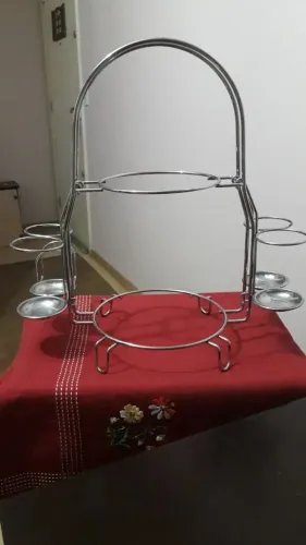 Organizador de pratos e talheres inox cromado para mesa conservado