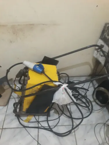 Vendo uma máquina de soda