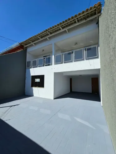 Sobrado para venda possui 210 metros quadrados com 3 quartos em Setor Sol Nascente - Goiân
