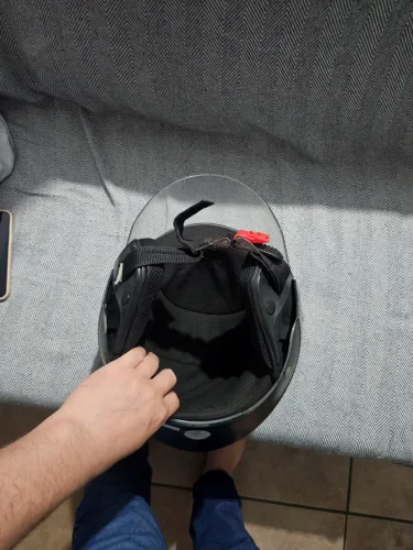 Vendo dois capacetes 