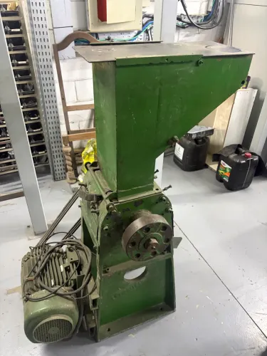 Moinho industrial com motor