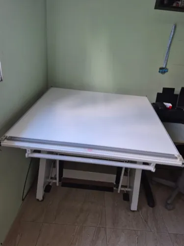 Mesa de arquitetura e engenharia