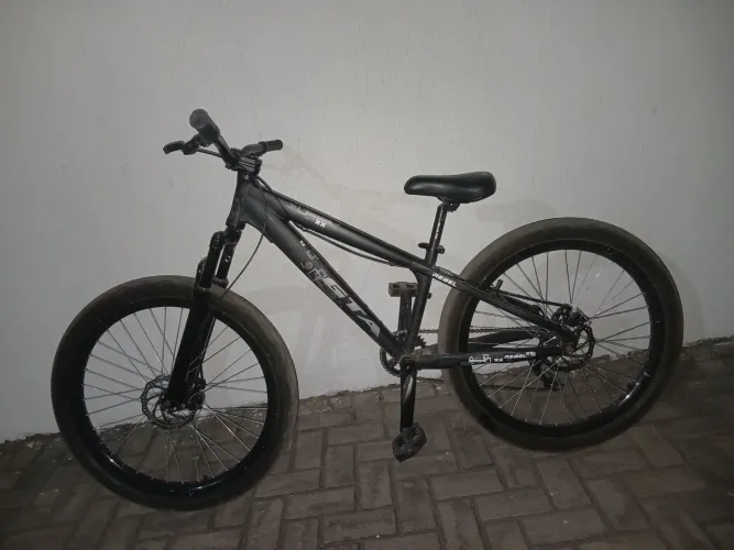 BICICLETA GTA