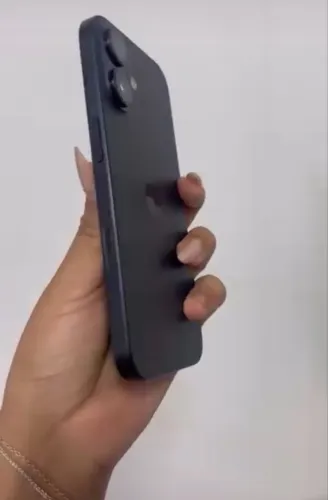 iPhone 16 128gb