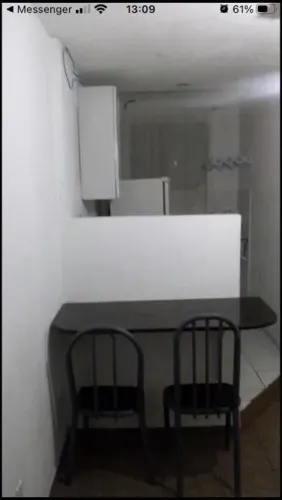 Aluga se kitnet mobiliada