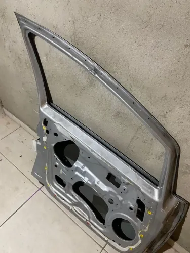 Porta do carro punto