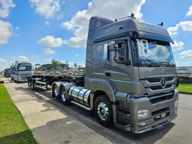 Mb Axor 2544 6x2 Ano 18 Teto Alto Automático + Bugão Ibiporã 40 pés 12 lock c/plataforma