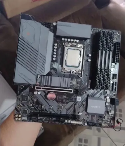 Pc gammer  i5 14600k + 32 GB ram + placa mãe 