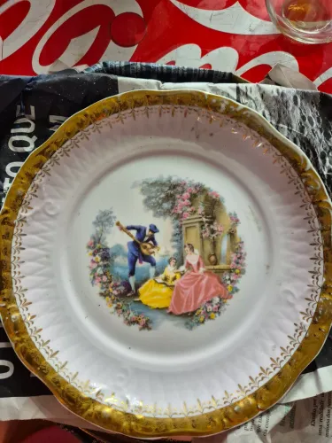Pratos para decoração R$ 150,00 (CADA)