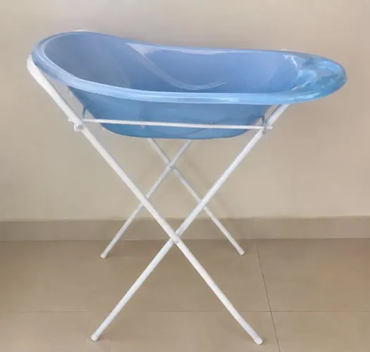 Banheira Cajovil 20L + Suporte Desmontável (Sem Uso)
