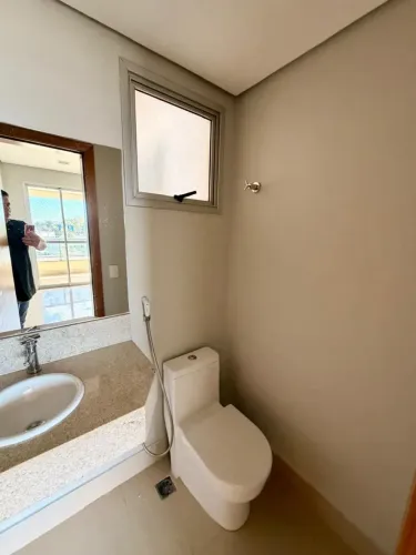 Imóvel para aluguel possui 132 metros quadrados com 3 quartos em Jardim Petrópolis - Cuiab