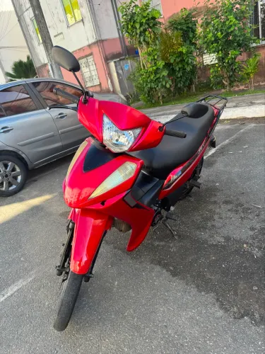 Moto Shineray 50cc - Ano 21/22 toda revisada moto de mulher é só pegar e rodar única dona