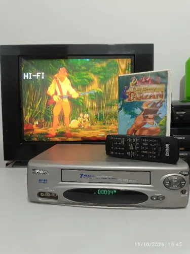 Vídeo Cassete Philco PVC-HF16 (7 Cabeças - Hi-Fi Stereo - Grava LP, SP, SLP)
