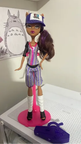 Boneca Monster High Clawdeen Wolf Ghoul Sports