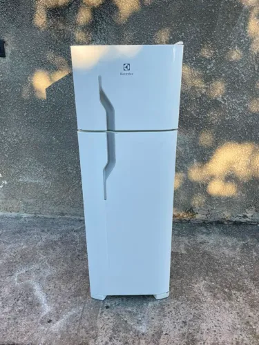 Geladeira Electrolux