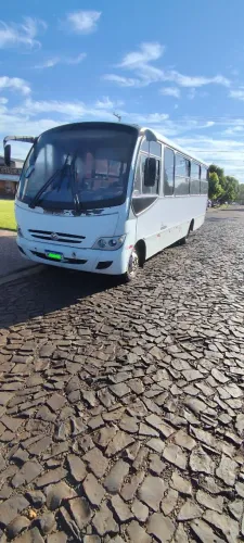 Microônibus Mercedes benz 915