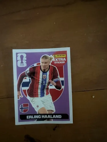 Figurinha Extra Legend Base / Roxo Erling Haaland Copa 2026