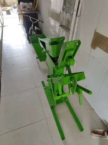 Vendo Máquina Manual Tijolo Ecológico 