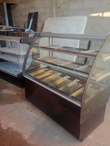 Vitrine estufa ar forçado.
