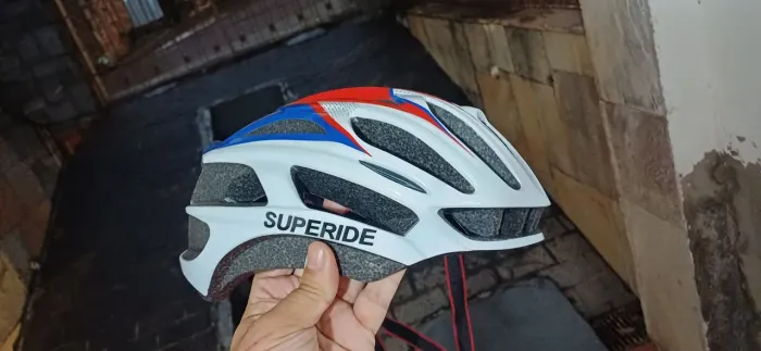 Capacete ciclismo nunca usado 53cm a 63cm 