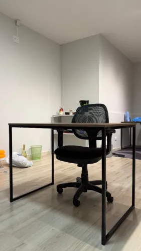 Mesa e Cadeira Escritório