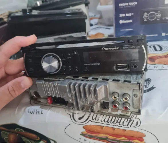 Toca cd pioneer Bluetooth 4 saida rca Novinhos OPORTUNIDADE FAÇO ENTREGAS 