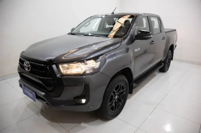 Toyota Hilux CD SRX 4X4 2.8 TDI 16V Diesel Aut. 2024