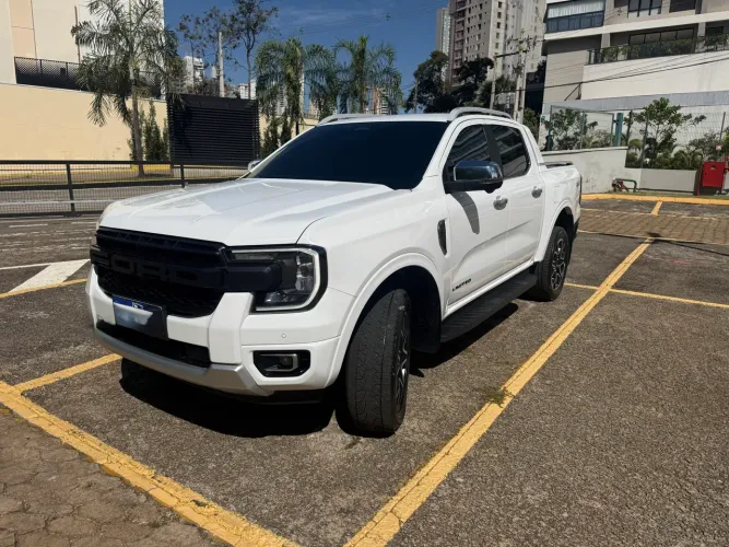 Ford Ranger Limited+ 3.0 V6 4X4 CD TB DIE AUT 2025