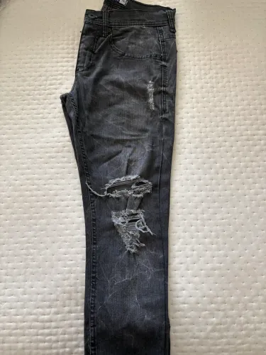 Calça jeans preta tam 36